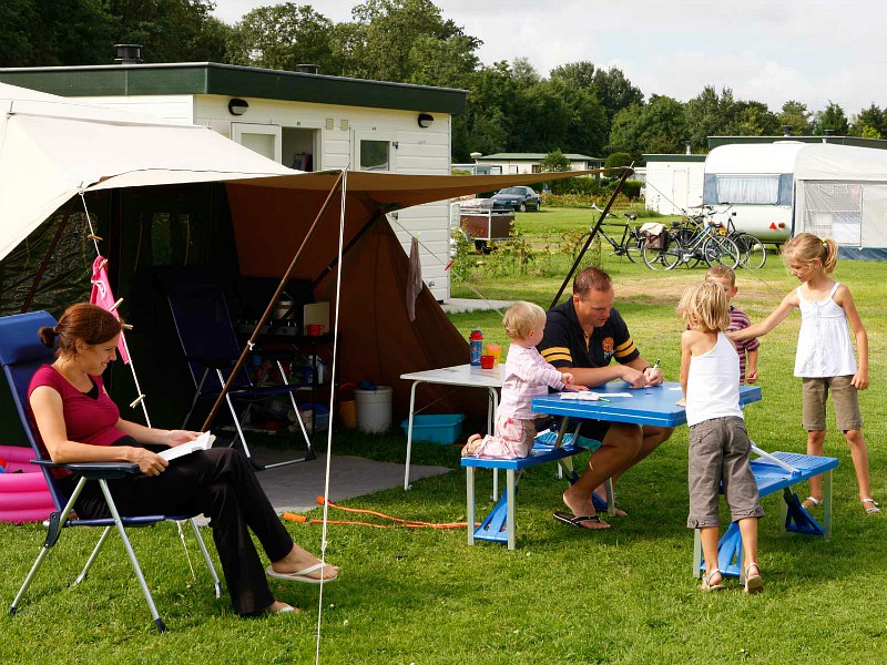 Molecatenpark Waterbos met campingplek en privé sanitair