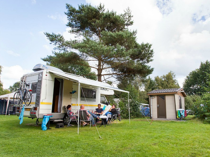 Camping plek met privé sanitair bij de Witterzomer