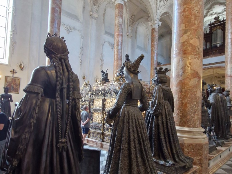 Grafmonument Maximiliaan Innsbruck-800