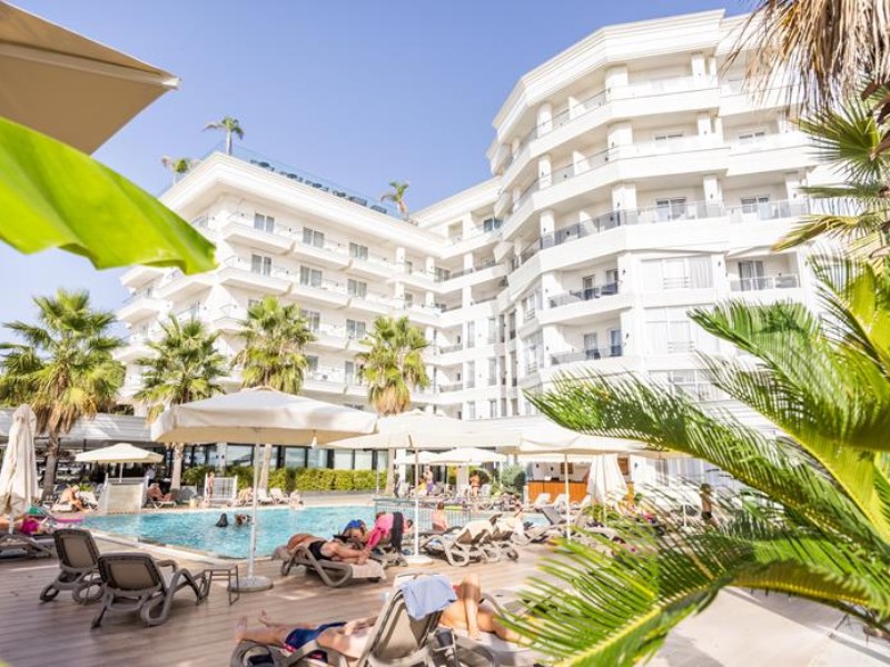 Klajdi resort zwembad