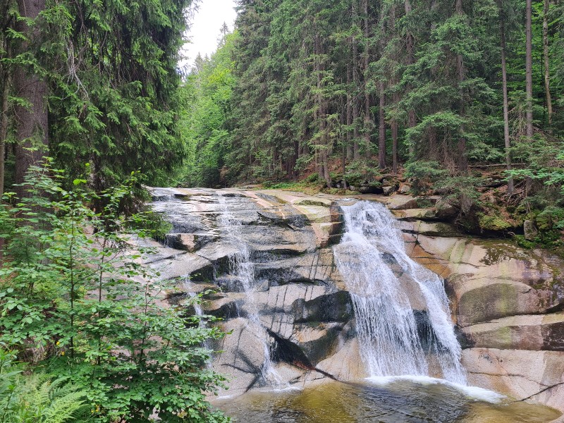 Mumlava-waterval-Tsjechie-800