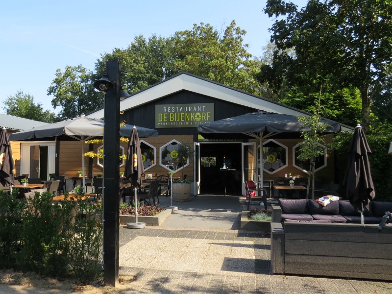 Ga naar de Bijenkorf voor pannenkoeken en pizza's!