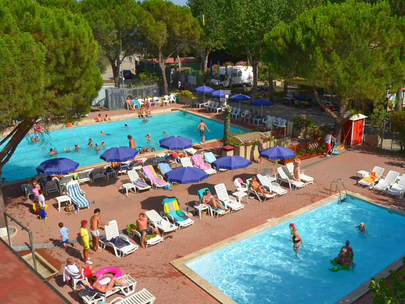 Zwembad op camping Punta Navaccia