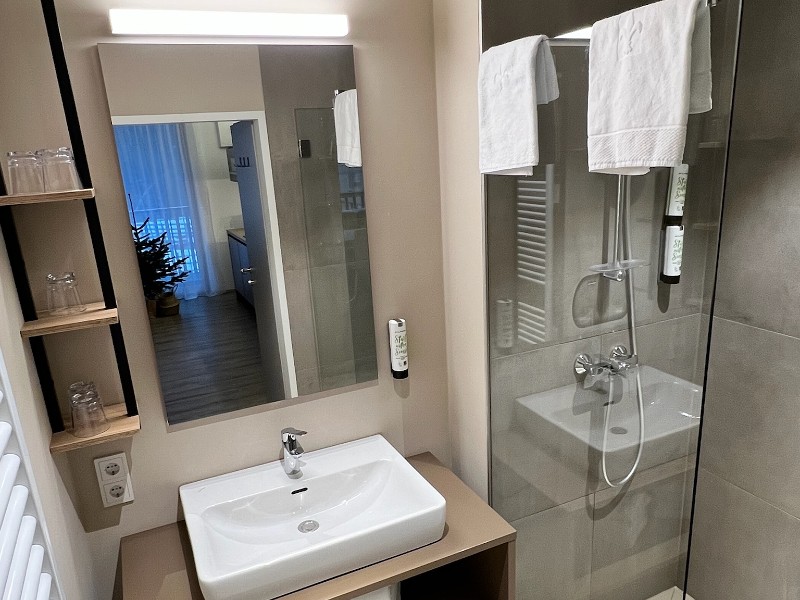 Alprima Aparthotel badkamer Alprima Aparthotel badkamer