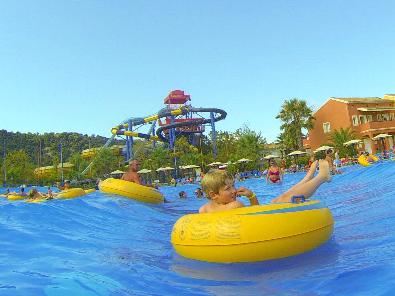 Hotel met waterpark op corfu