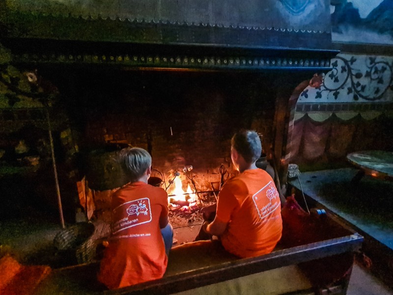 Marshmellows roosteren, nu zijn we echt op vakantie