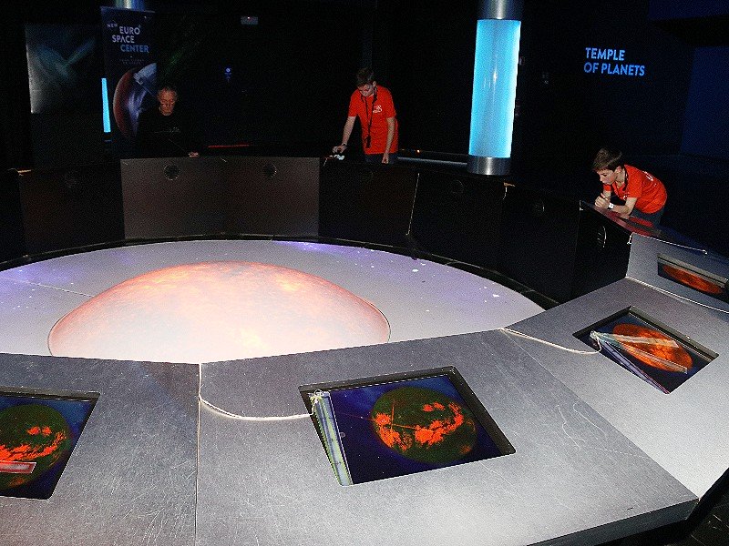 Een unieke Space Tour door de tijd