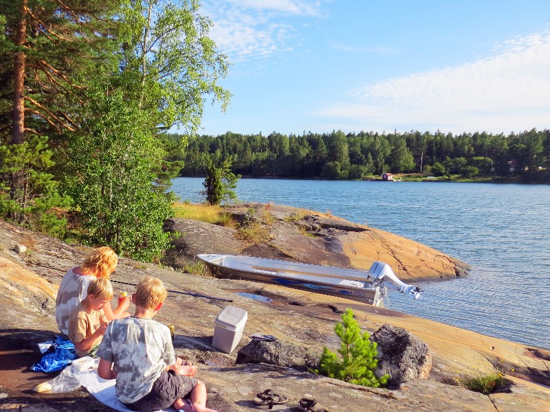 Barbeque op de rotsen