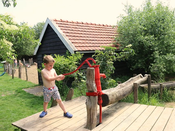 Zand- en waterplezier op de boerderij!