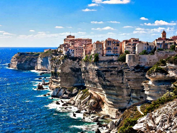 De krijtrotsen bij Bonefacio op Corsica