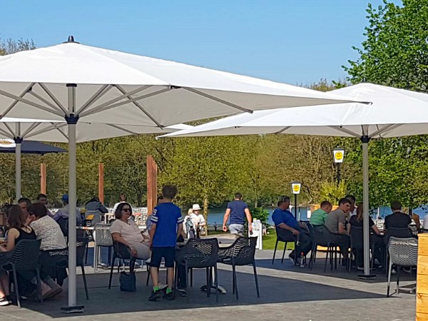 Terras van brasserie Borken am See