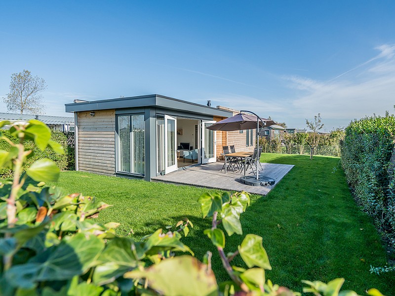 De chalets zijn duurzaam gebouwd, van natuurlijke materialen en goed geïsoleerd