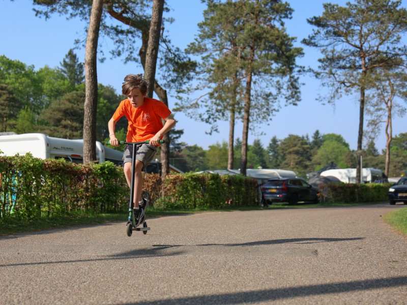 Lekker buitenleven is op een camping toch anders dan op een park. 