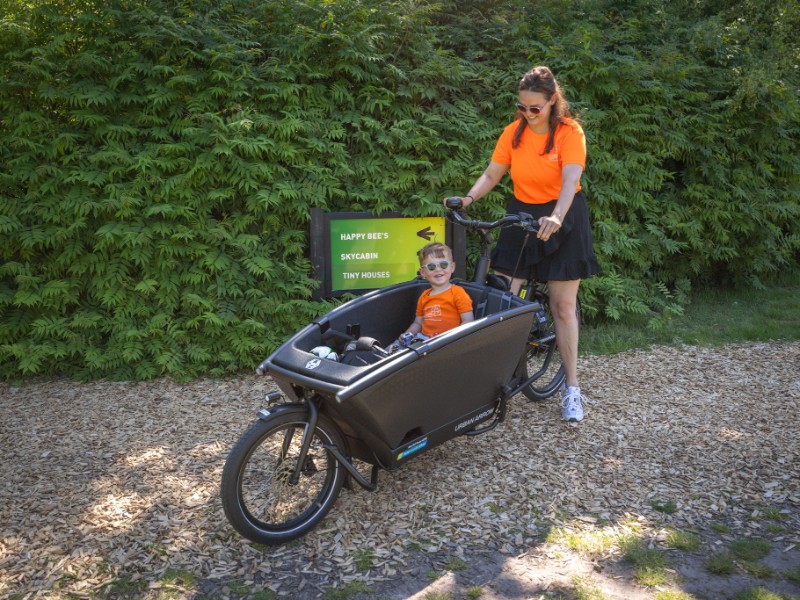 Samen er op uit om de omgeving van Camping Si-Es-An te verkennen 