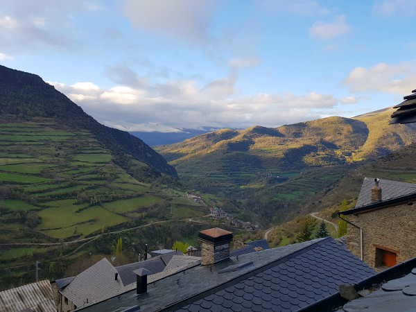 Uitzicht vanuit het raam in onze slaapkamer