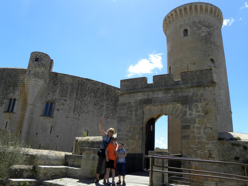 We hebben de trappen naar Castell Bellver bedwongen!