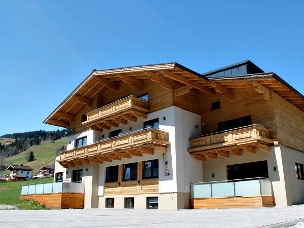 Chalet-hotel Stoefelknoeg in de zomer