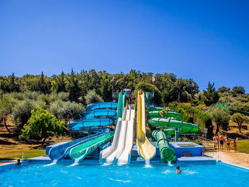 Een gedeelte van het waterpark bij hotel Costa Botanica