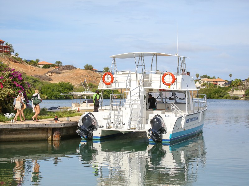 De boot van FBTT Travel waarmee we gaan varen