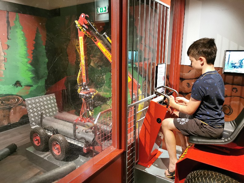 Ciske in het wetenschapsmuseum 2047.nu