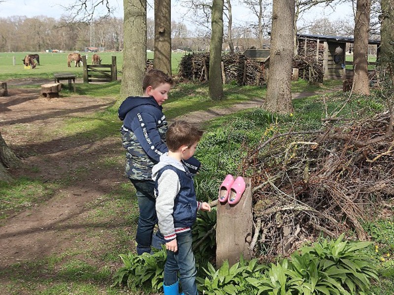 Mmmm....de paashaas heeft blijkbaar óók het klompenpad gelopen.