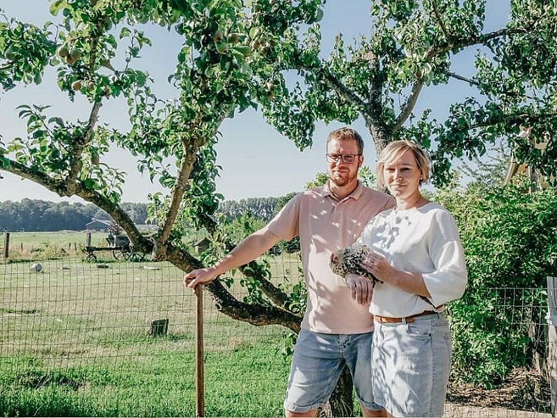 De trotse eigenaren van dit mooie plekje: Lars en Margreet.