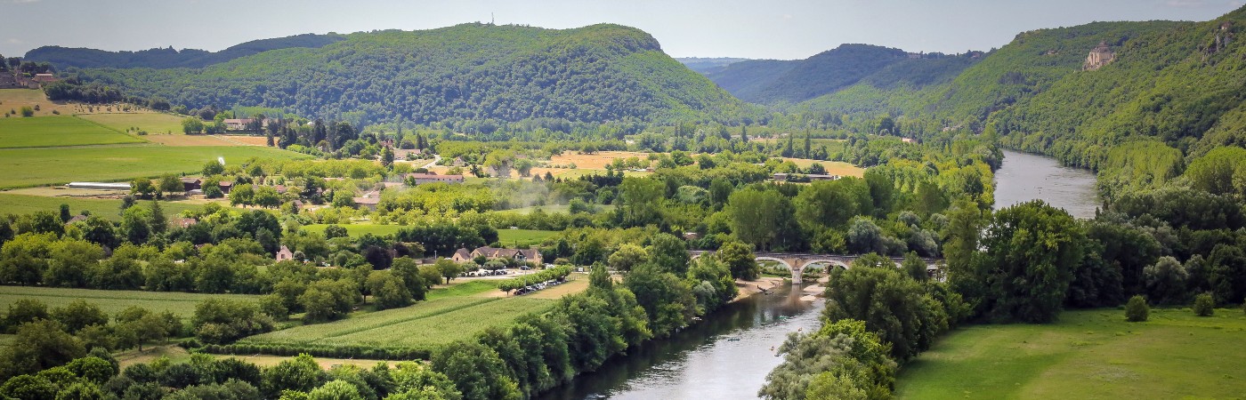 Uitzicht over het Franse landschap in de Dordogne
