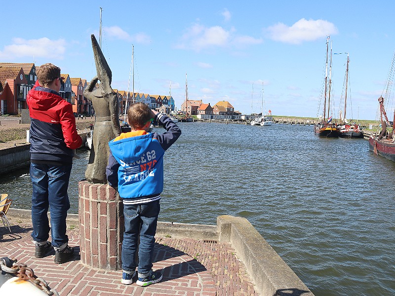Met het vrouwtje op de uitkijk....