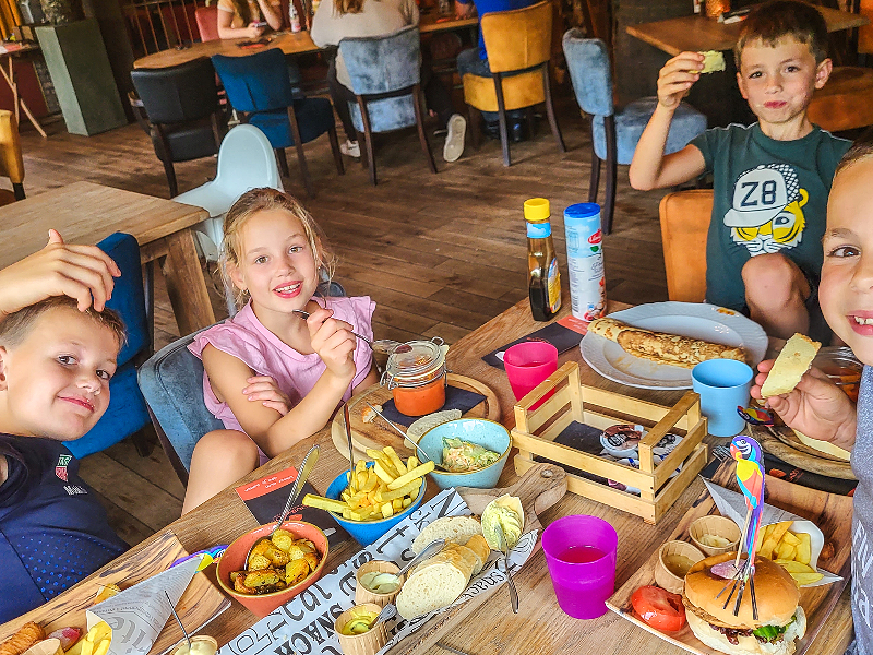 Restaurant de Troubadour camping Kaps