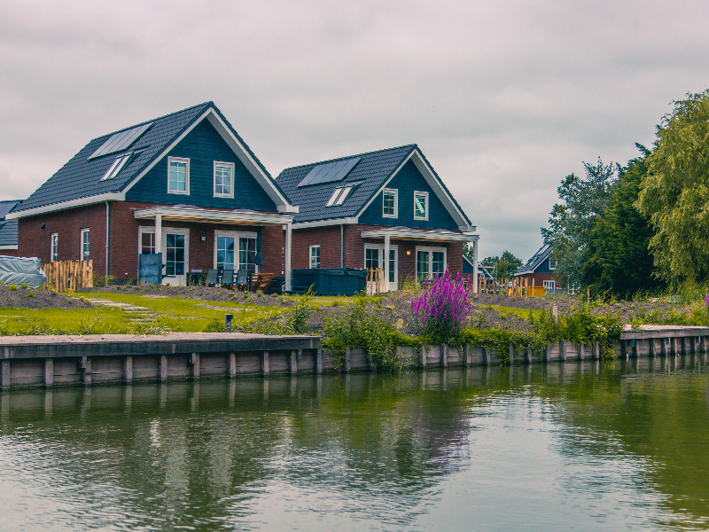 Luxe nieuwe watervilla's n Europarcs Ijsselmeer