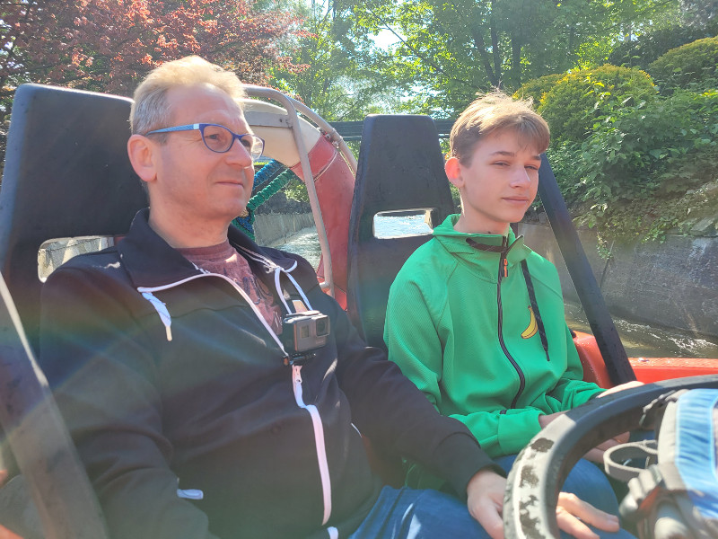 In de Fjord Rafting met mijn vader. In de Fjord Rafting met mijn vader.