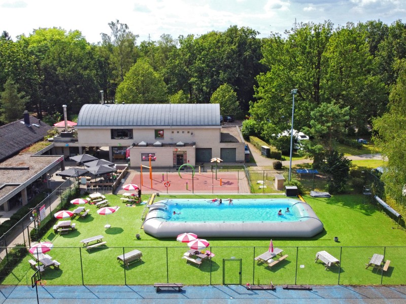 zwembad van de camping