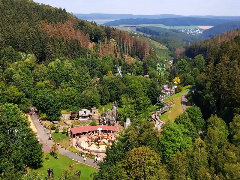 Fort Fun ligt prachtig in het dal