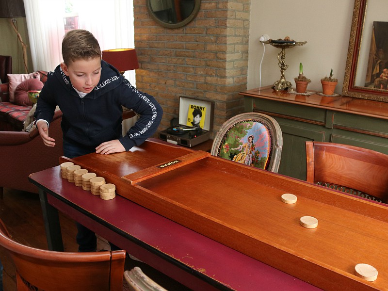 Potje sjoelen....wie haalt de meeste punten?
