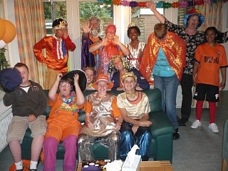 Oranjefeestje bij Stichting Roos