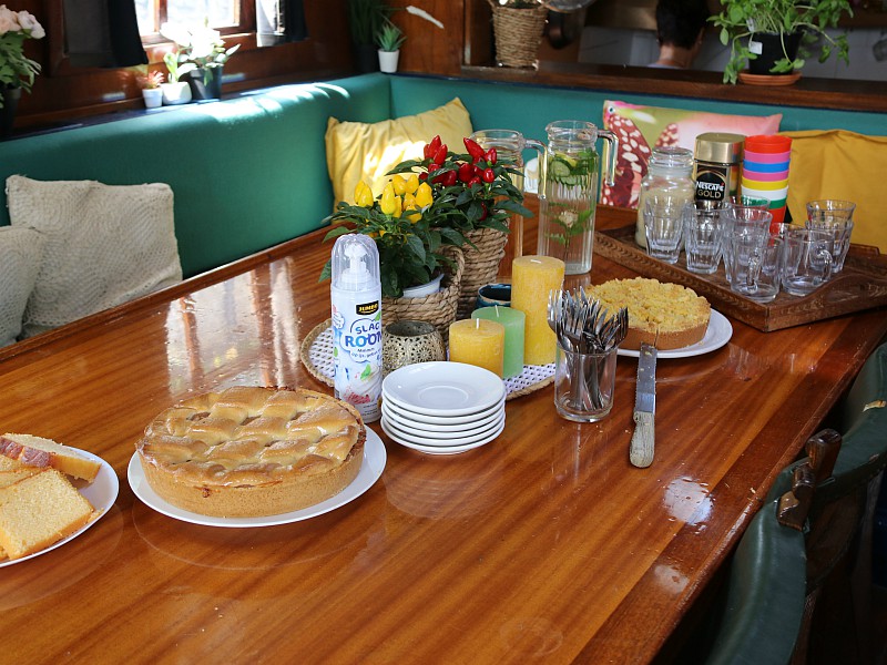 Lekker, appeltaart en cake!