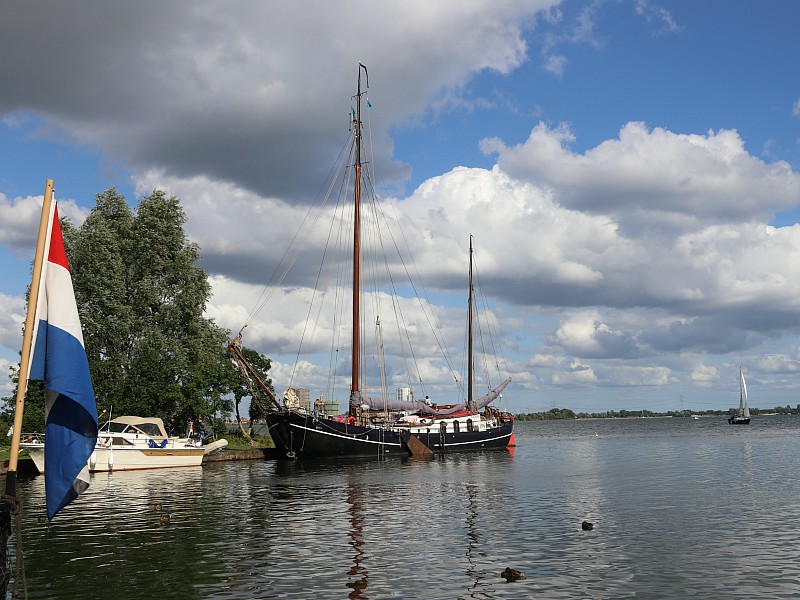 Op een onbewoond eiland....