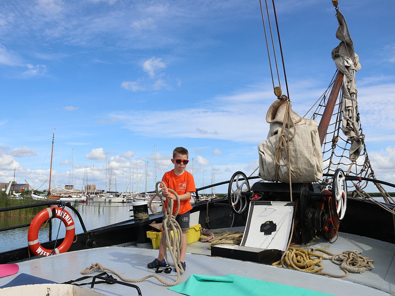 Knopen oefenen bij de Marker Wadden