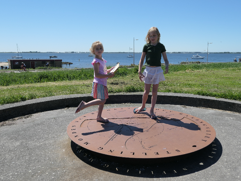 Op Voorne-Putten vind je vestingstadjes, natuur en stranden