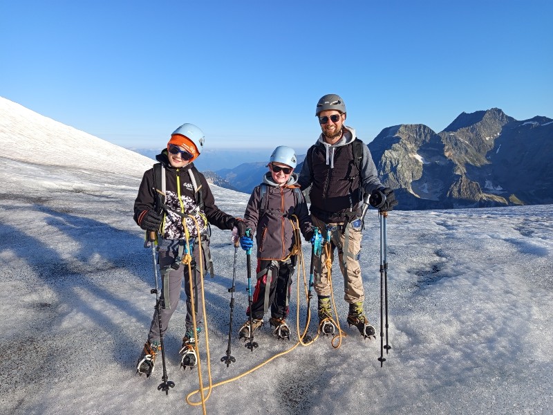 Uitzicht op het hoogste punt 3500 meter tijdens de gletsjer wandeling