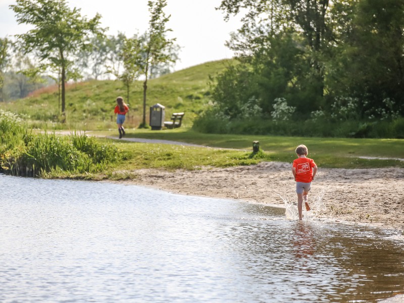 Het strand bij de Groene Ster, op loopafstand van camping de Kleine Wielen