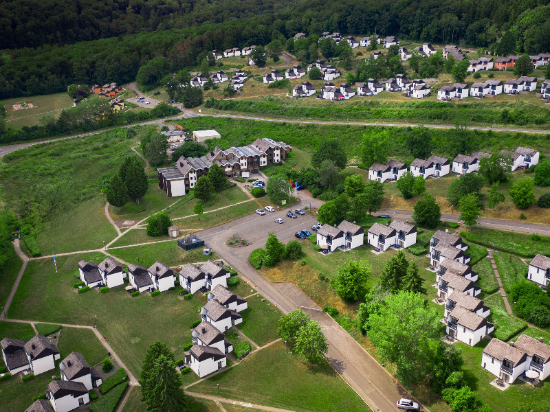 Ferienpark Hambachtal vanuit de lucht