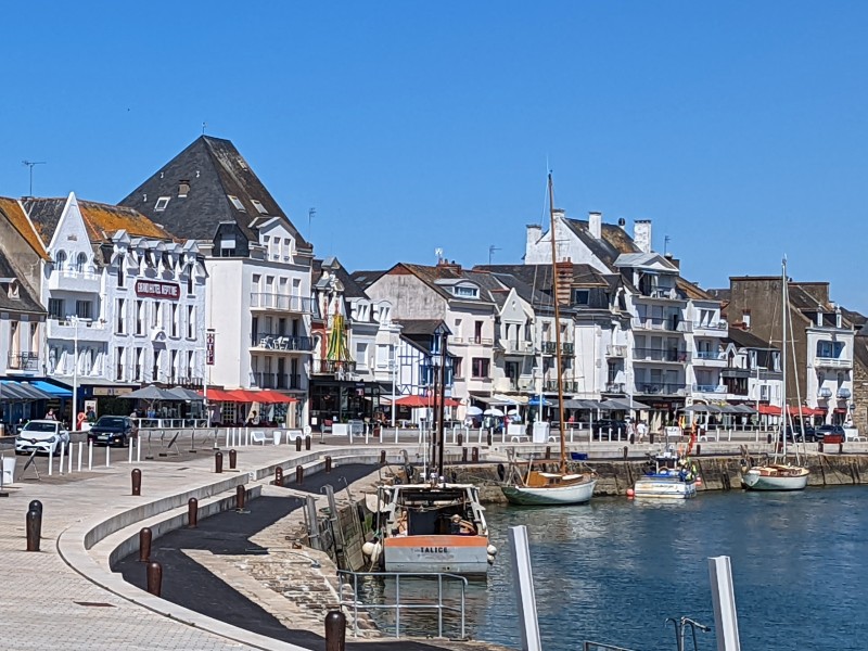 De gezellige haven van Pouliguen