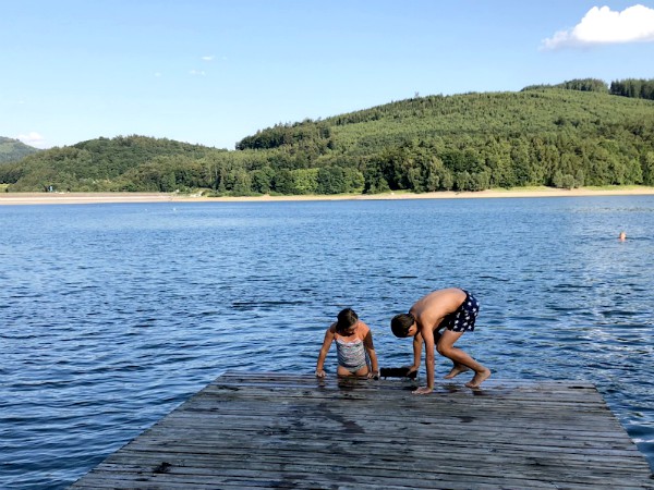 Lekker zwemmen in de Hennesee