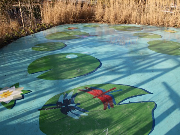 Hinkelspel in de Extraordinary Gardens van Villages Nature