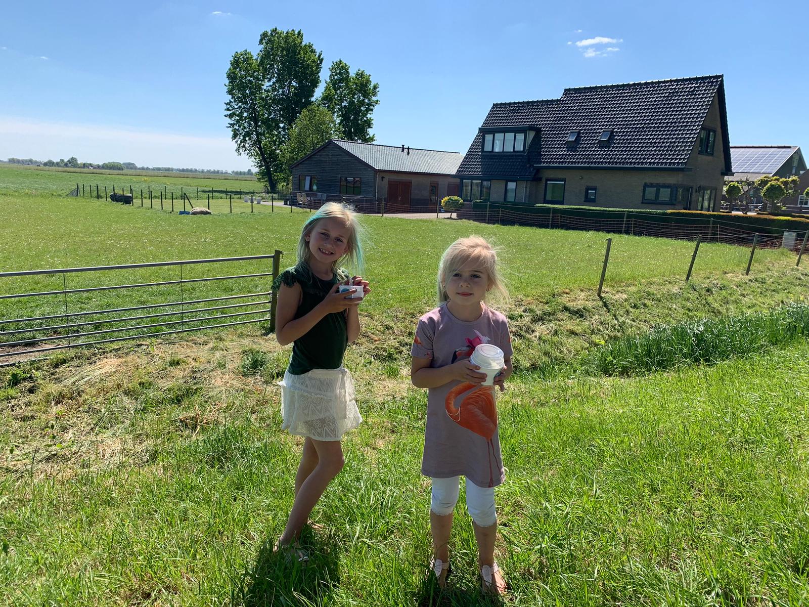 Haal een ijsje bij boerderij van Leeuwen in het dorpje Heenvliet