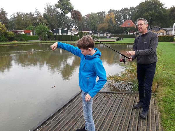 Mooie visvijver is er op het vakantiepark
