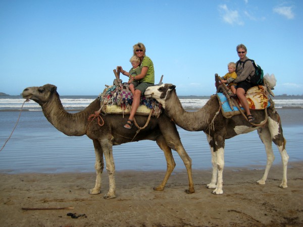 Kamelenrit op het strand van Essaouira