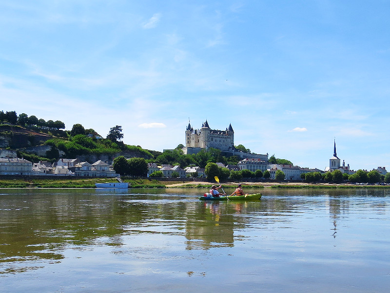 Kanoën over de Loire langs het kasteel van Saumur