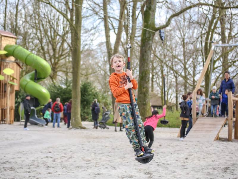 Lekker spelen in de nieuwe speeltuin van de Keukenhof
